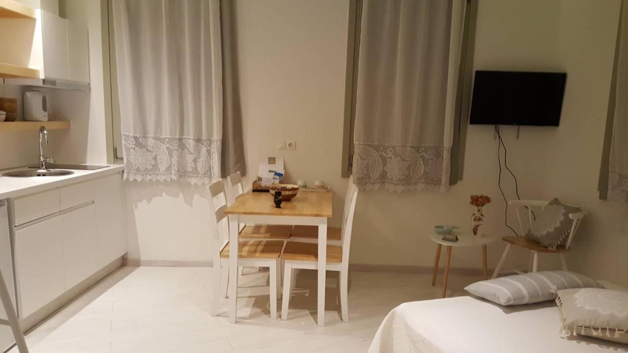 L Anima Boutique Suites Скиатос Экстерьер фото